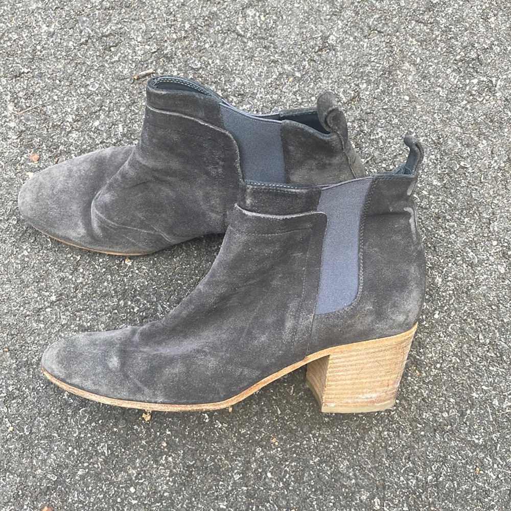 Vince boots